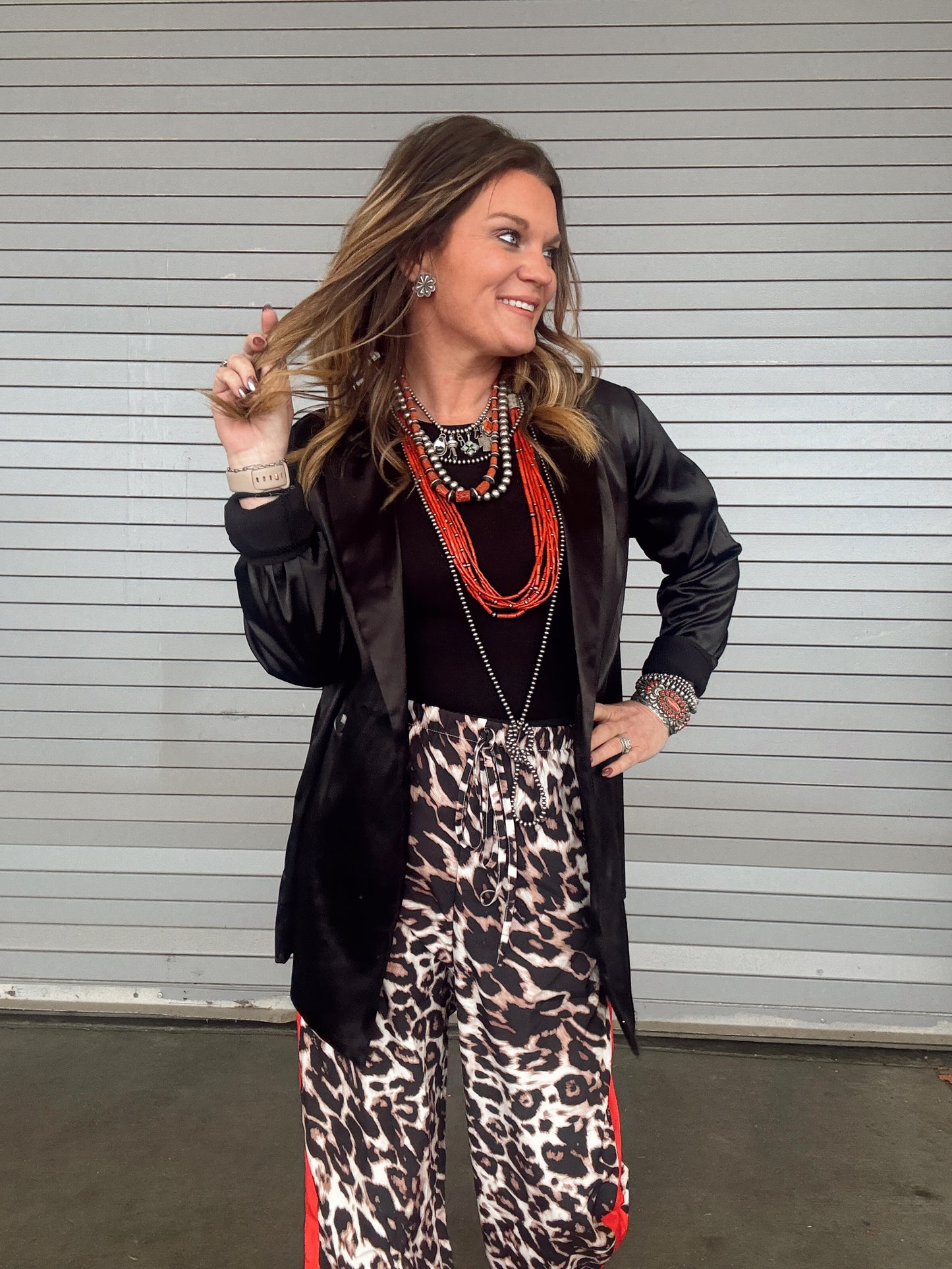 SATIN LONG SLEEVE BLAZER