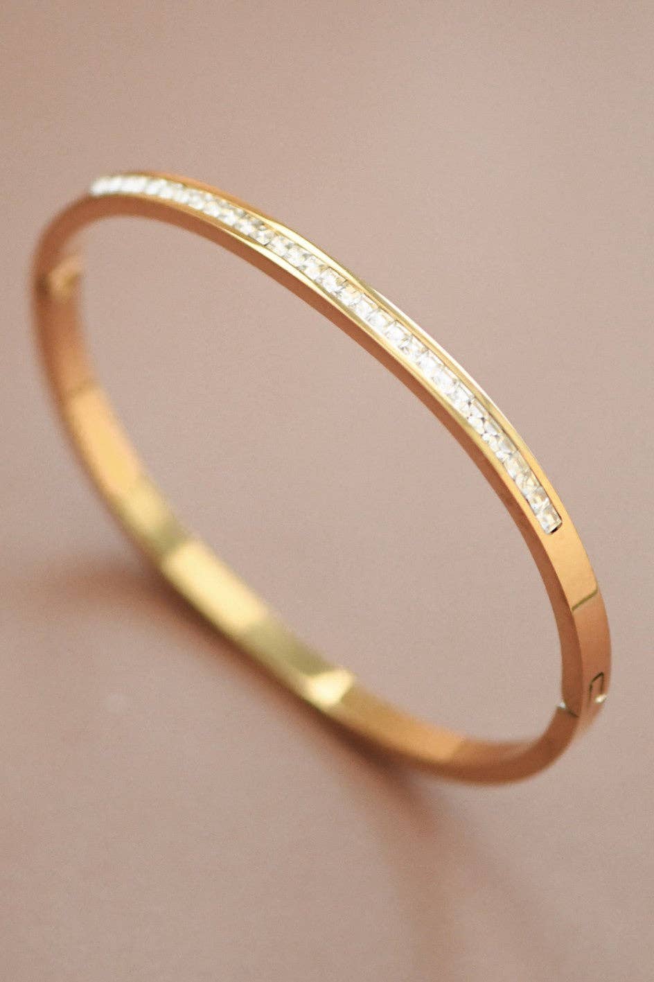 18K Gold Plated Waterproof Stainless Steel Bangle - 7039